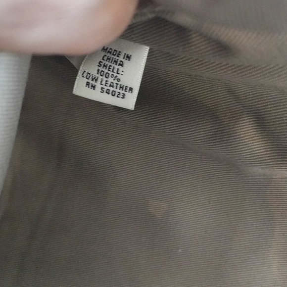 Beautiful genuine leather clutch Banana Republic - Picture 8 of 12